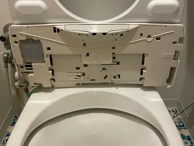 【☆店長のわたしがお伺いします☆】トイレの頑固な汚れや、嫌なニオイをブロック！サービスの画像