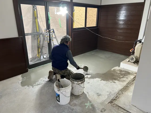 石毛店長直接施工！安心の手作業温かみ仕上げサービスを提供致します。サービスの画像