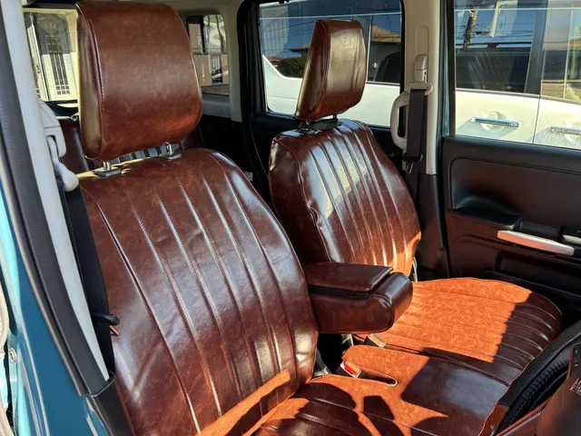 シートカバー取付ご対応します！サービスの画像