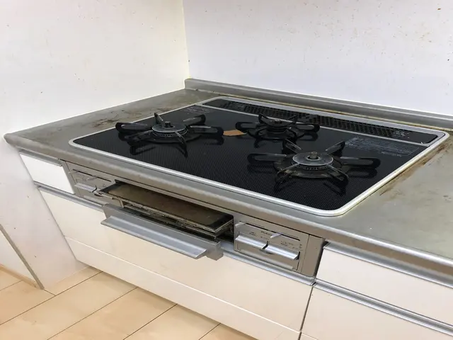 レンジフードの分解洗浄とキッチン清掃でスッキリしませんか？サービスの画像