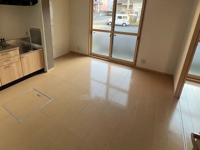 お客様のお力になります！経験と知識を活かしてどんな床の汚れもピカピカにします！サービスの画像