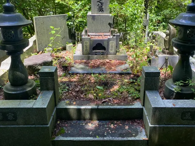 墓石クリーニング専門店が行うお墓参り代行サービスサービスの画像