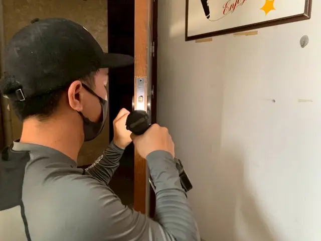 室内ドアノブ交換サービスの画像