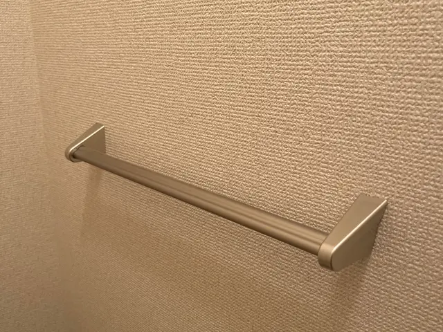 タオルハンガー交換・取り付けお任せください！2箇所目以降3000円割引！サービスの画像