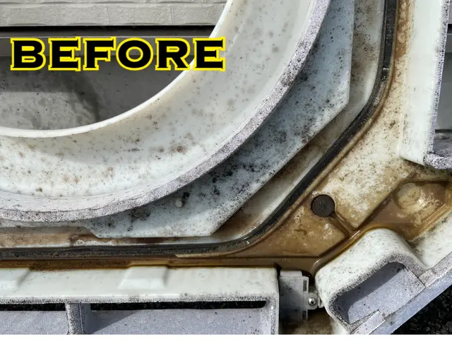 丁寧な作業で徹底洗浄！駐車代は当社負担、アフターフォローばっちり！！サービスの画像