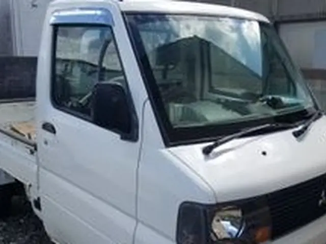 空き地や庭の草刈りサービスの画像