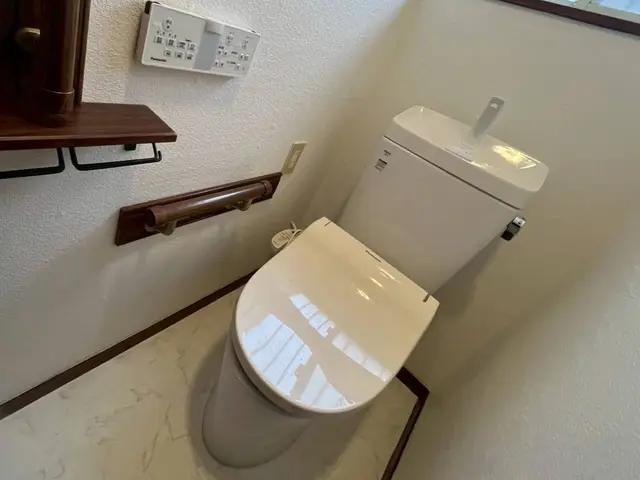 トイレリフォーム（便器交換・内装リニューアル）サービスの画像