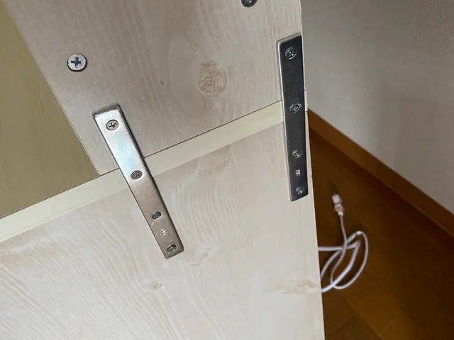 家具の固定・耐震補強・転倒防止対策全てお任せ下さい！サービスの画像