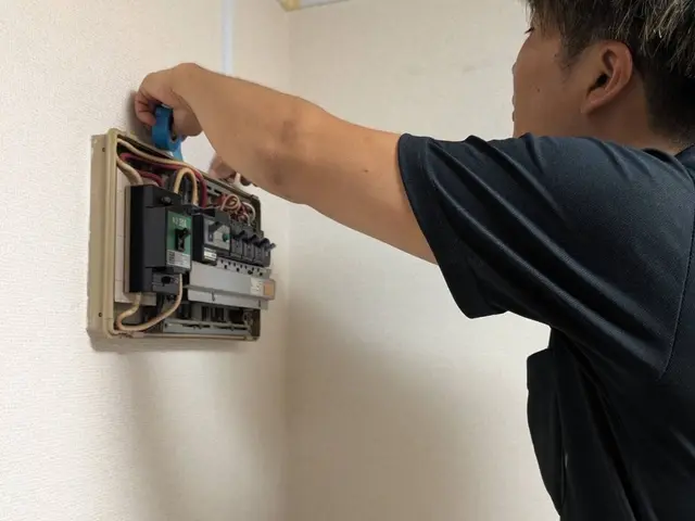 24H/最短当日施工可能！関東対応！入口徹底閉鎖&必ず完全駆除！薬剤噴霧込みサービスの画像