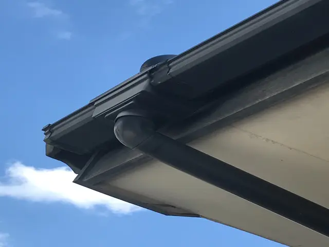 雨樋のことでお悩みでしたらMITAKAへお任せ下さい！確かな技術をご提供します！サービスの画像