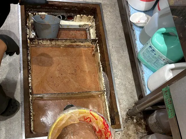 側溝掃除。サービスの画像