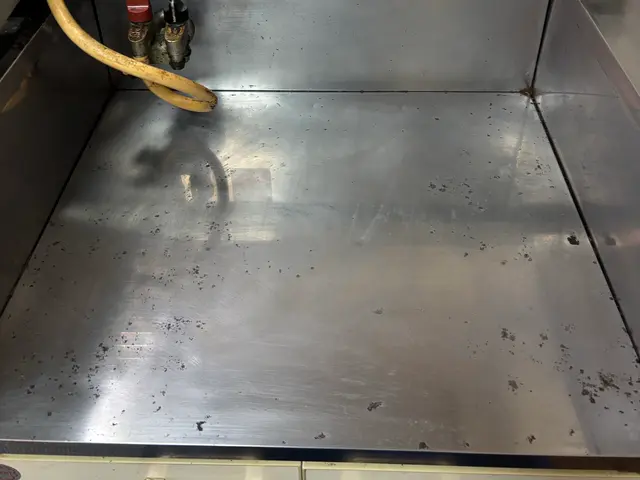 店長直接施工で感動の仕上がり！駐車場代もお店負担で安心サービスの画像