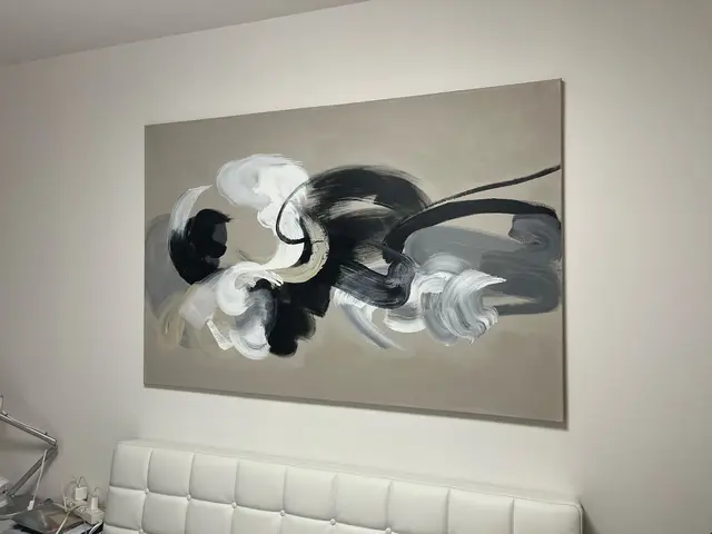 絵画・アートの取り付け!!丁寧かつスピーディーに!!サービスの画像