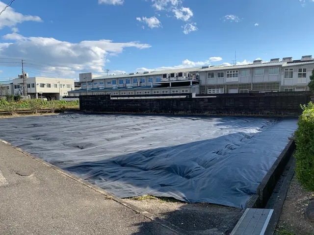 【5年間で300件の施工実績】雑草対策に！防草シートでお悩み解消！サービスの画像