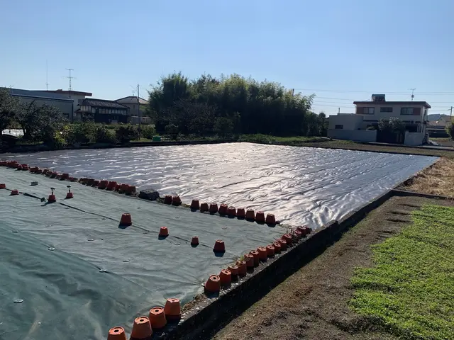 【5年間で300件の施工実績】雑草対策に！防草シートでお悩み解消！サービスの画像