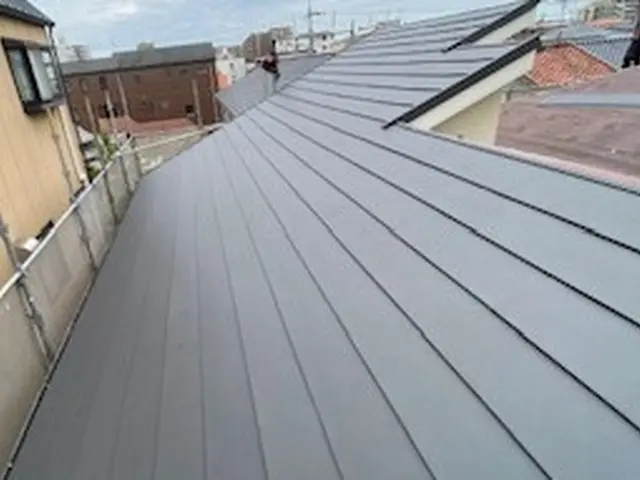 屋根の葺き替え工事、修理、点検サービスの画像