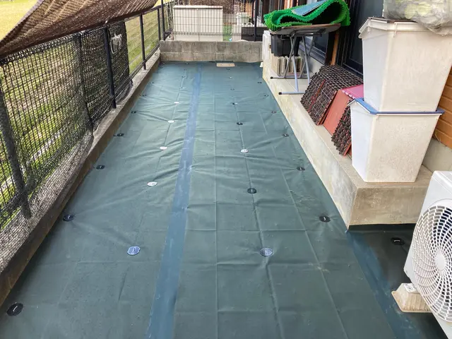 【煩わしい雑草対策】　　快適な暮らしのお手伝い！　　雑草繁茂を抑制します！サービスの画像