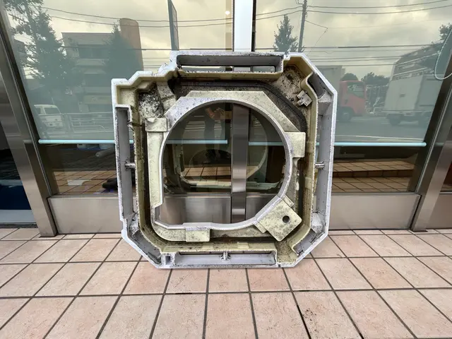 家庭用埋め込み式はお得◎業務用ACも対応しております。サービスの画像