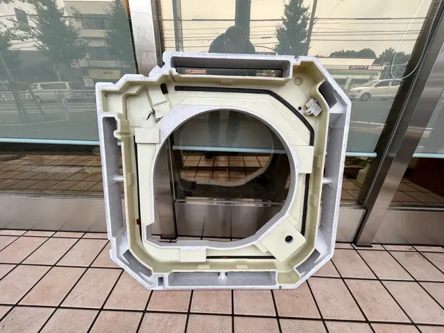 家庭用埋め込み式はお得◎業務用ACも対応しております。サービスの画像