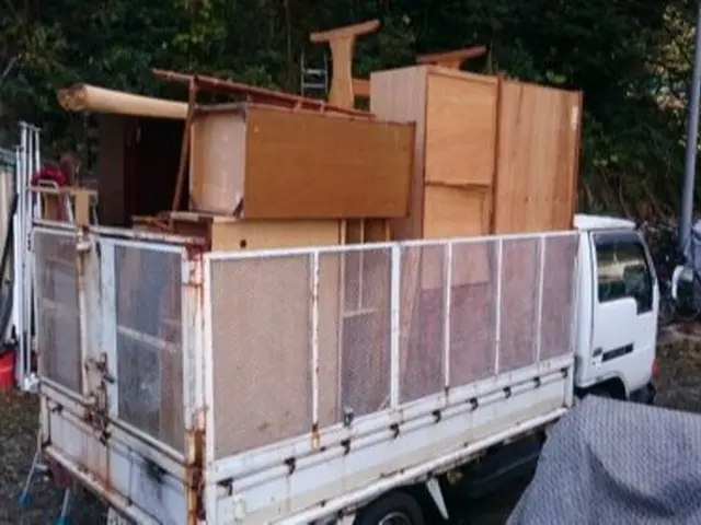 《クレジットカード利用可 ♪》２トントラック積み放題の不用品回収　長崎の地域密着サービスの画像