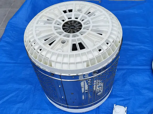 縦型洗濯機分解クリーニングサービスの画像