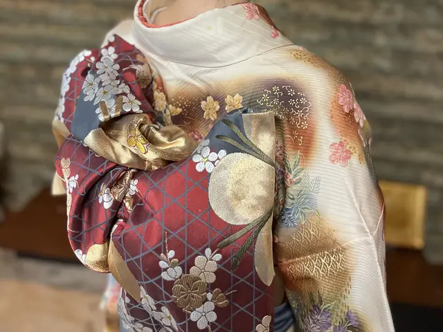 ◆実技コンテスト多数入賞◆正式である実技免許取得◆リピーター多数◆2枠限定着付け