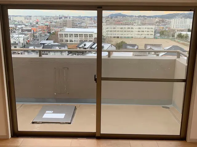 【夫婦2人で訪問致します】窓　窓枠　網戸　クリーニング！！サービスの画像