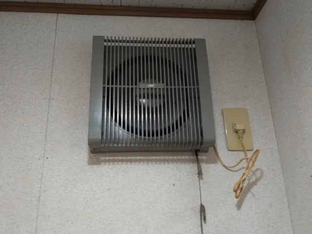 出張費駐車料込。バイト作業無。クレジット可。作業前後の画像郵送。24時間年中無休サービスの画像