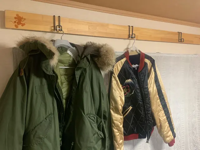 ハンガーパイプ取り付けお任せください！現場に合わせてカット【加工無料】サービスの画像