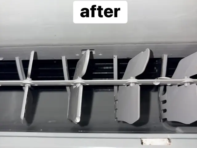 夫婦でエアコンクリーニングを専門にやっています☆    繁忙期前、今がお得です！サービスの画像