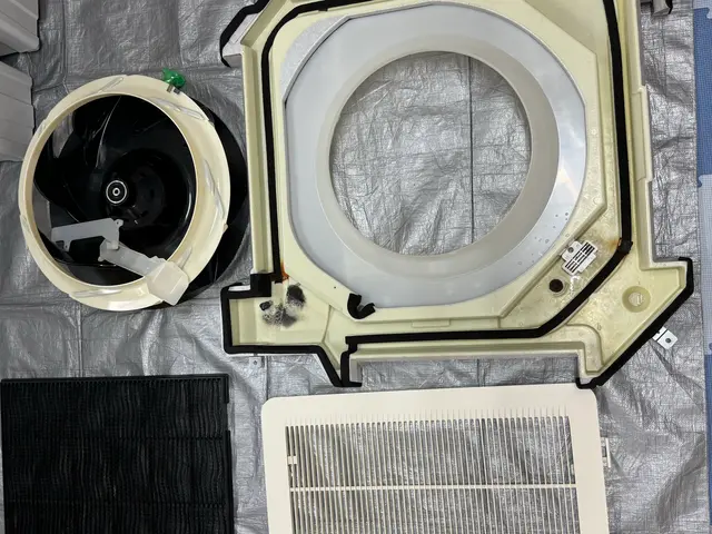 埋め込みエアコン分解専門店！3回洗浄で臭いや汚れも徹底洗浄！サービスの画像