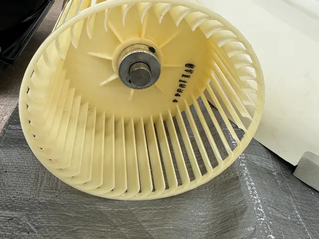 埋め込みエアコン分解専門店！3回洗浄で臭いや汚れも徹底洗浄！サービスの画像