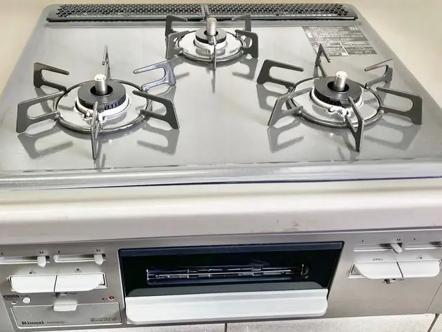 【ガス機器設置スペシャリスト】柏市周辺のビルトインコンロ交換は当店にお任せ下さいサービスの画像