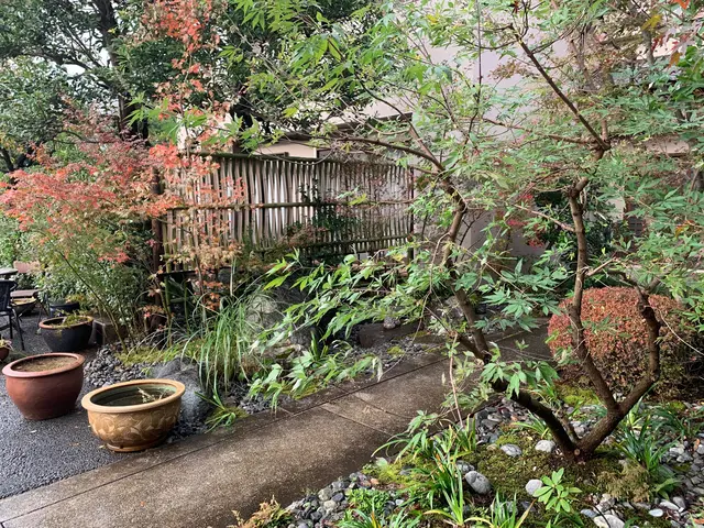 業界経験10年以上！7000件以上の実績を誇る、店長自らが伺う庭木剪定サービス！サービスの画像