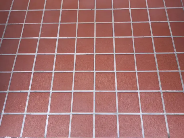 ポリッシャー洗浄と薬品で汚れをしっかり除去します！サービスの画像