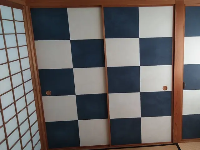 ＜京表具＞ふすま、屏風、掛軸、額装の新調と仕立て直し。障子、衝立の張り替えサービスの画像