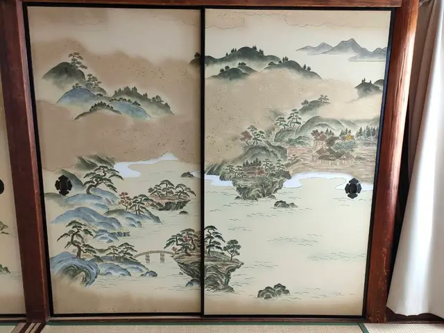 ＜京表具＞ふすま、屏風、掛軸、額装の新調と仕立て直し。障子、衝立の張り替えサービスの画像