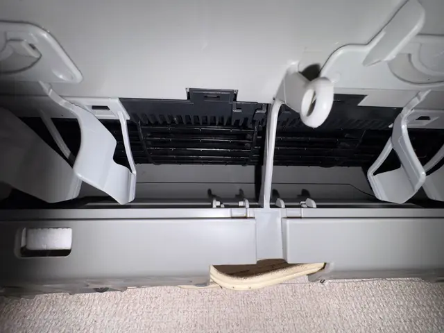 接客満足度に自信あり！損害保険加入済みで安心の自社スタッフによる出張クリーニングサービスの画像