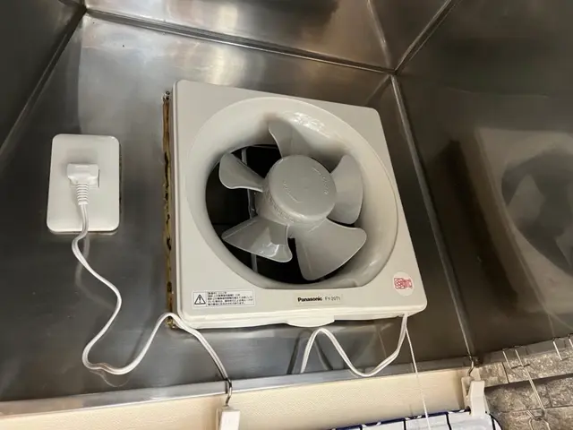 ◎頑固な油汚れ、プロの洗浄でスッキリ！サービスの画像
