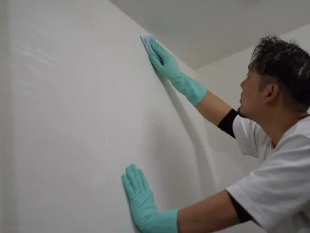 初めての方も安心！気さくでやさしいスタッフが丁寧に行う浴室クリーニング♪サービスの画像