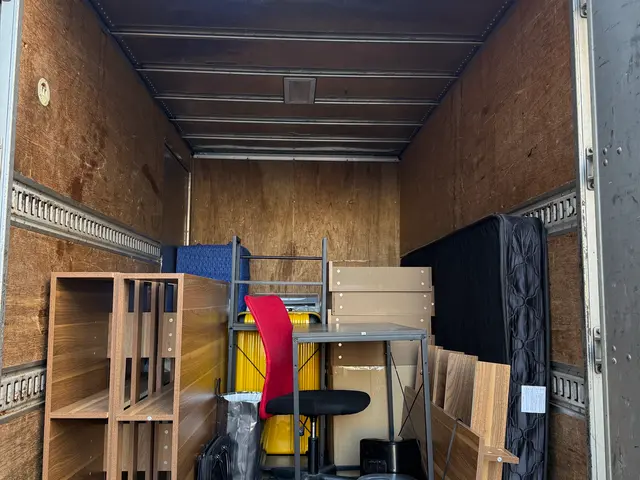 家具・家電・不用品回収、1点から大量回収までOK！即日対応・出張費無料で安心。サービスの画像