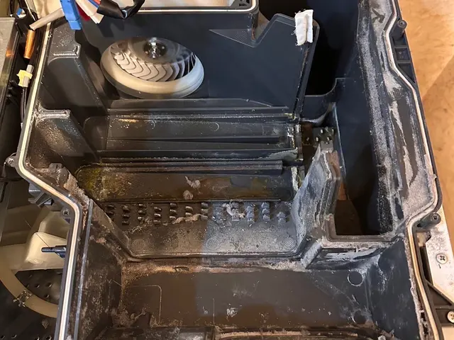 分解洗浄 所要2〜3h 乾燥機能復活 paypay エアコンとのセット割有りサービスの画像