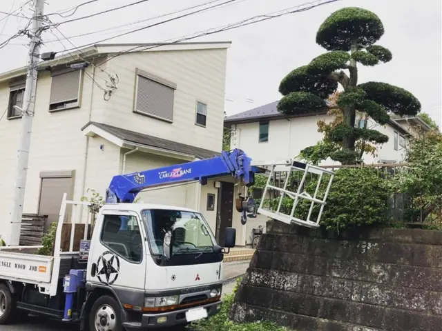 【業歴25年の実績】年中無休◎生垣はお家のお顔！◎スッキリ綺麗に仕上げます☆サービスの画像