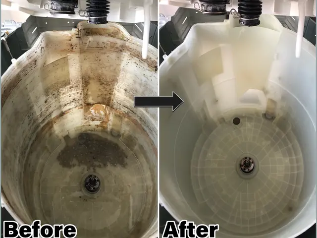 家族健康★洗濯物臭い・カス付着改善★只今サービス中！洗濯パン清掃:排水溝分解清掃サービスの画像