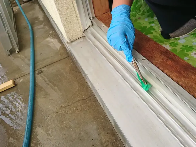 【空家・マンション・アパート等入退去時の空室クリーニング・また別途クロス塗りも】サービスの画像