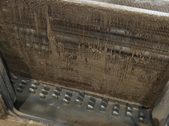 ドラム式洗濯機分解くりーサービスの画像