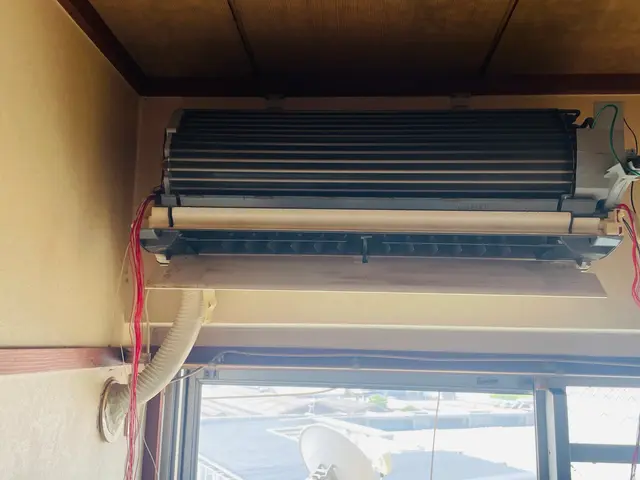 営業時間外でも相談OK！損害保険加入済みの安心施工で丁寧・迅速対応サービスの画像