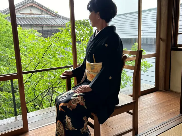 百日参りママ、結婚式留袖、振袖☆綺麗に魅せるポイント着付け☆クレカ払い◎