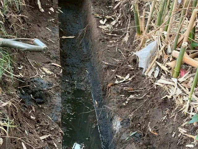 側溝清掃メンテナンス工事サービスの画像