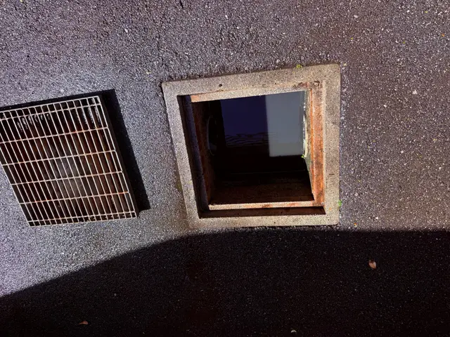 側溝清掃メンテナンス工事サービスの画像